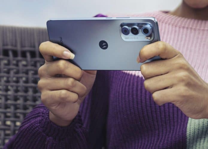 Motorola Edge 30 (Imagem: divulgação/Motorola)