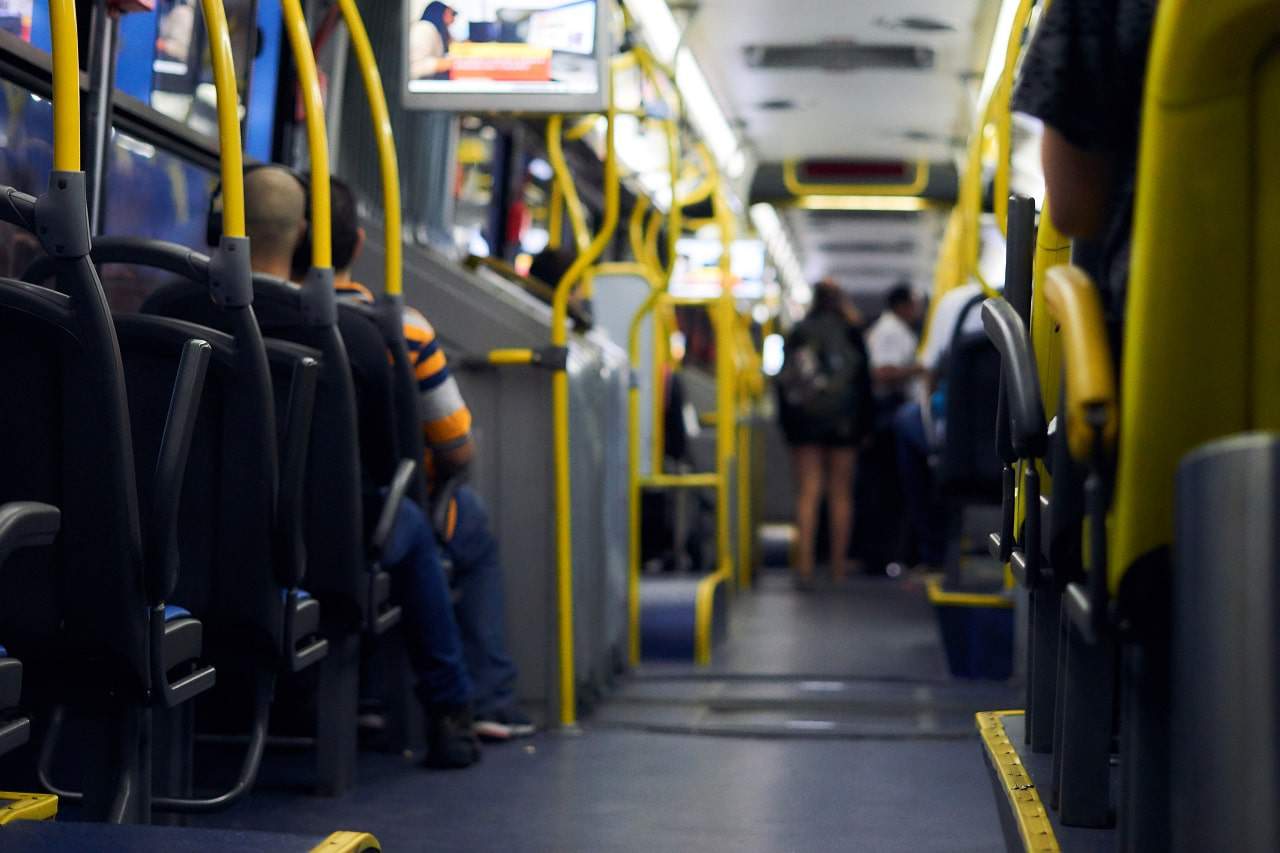 Imagem-conceito para nota sobre pesquisa do PicPay em relação a transportes