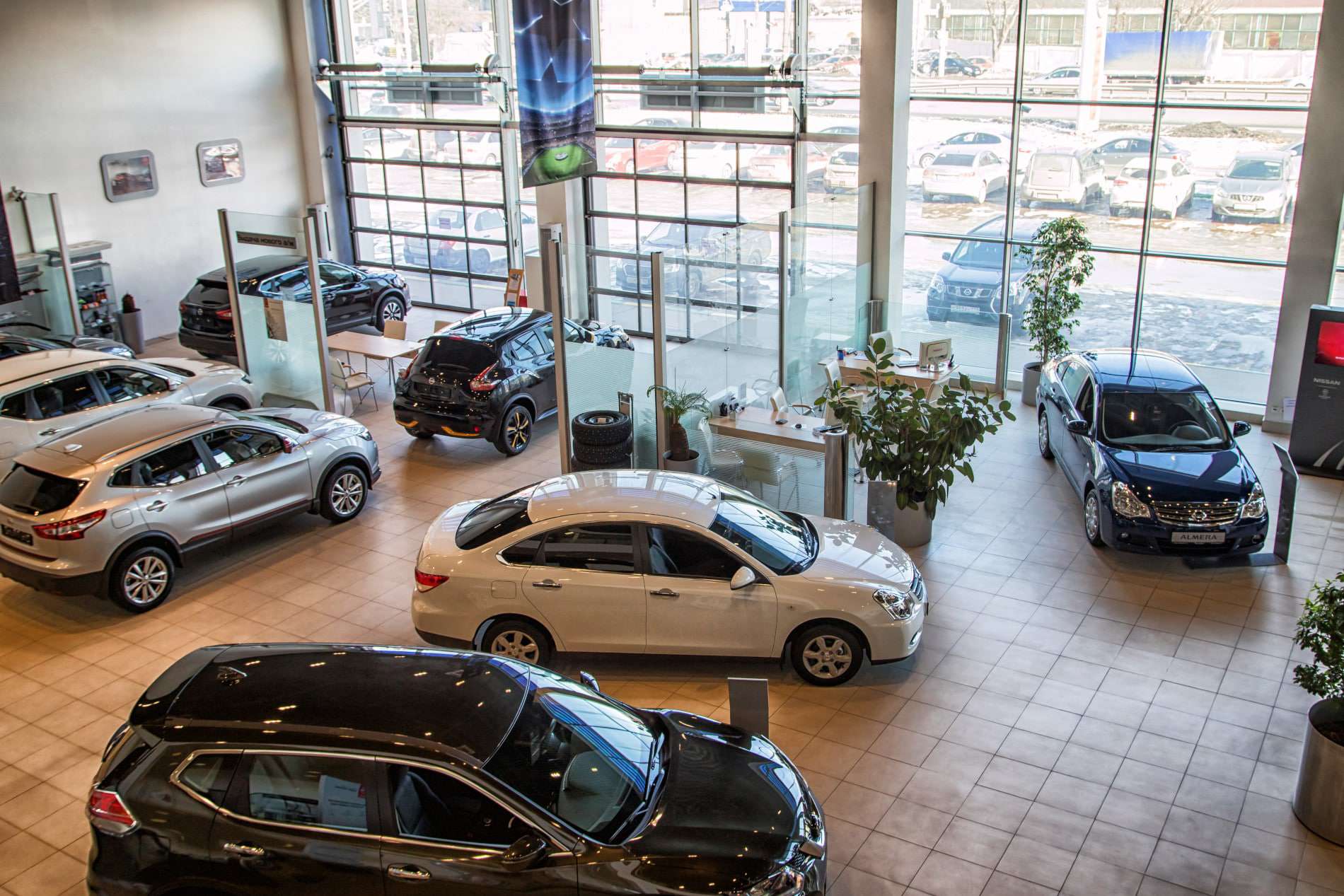 Não é só no Brasil: vendas de carros novos nos EUA sofrem queda acentuada