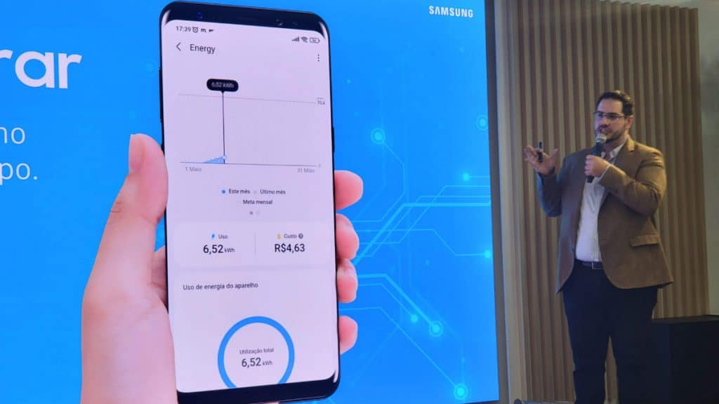 Daniel Fraianeli, gerente de produtos de ar-condicionado da Samsung Brasil apresenta o SmartThings Energy