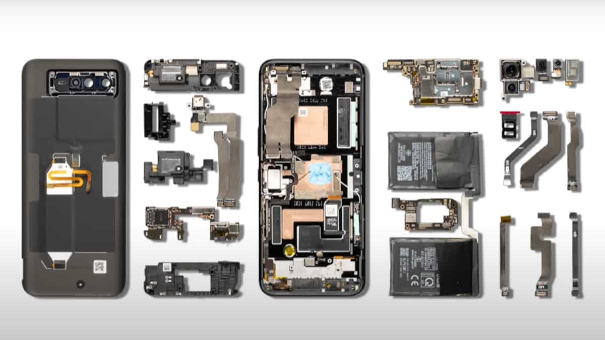 ROG Phone 6 desmontado