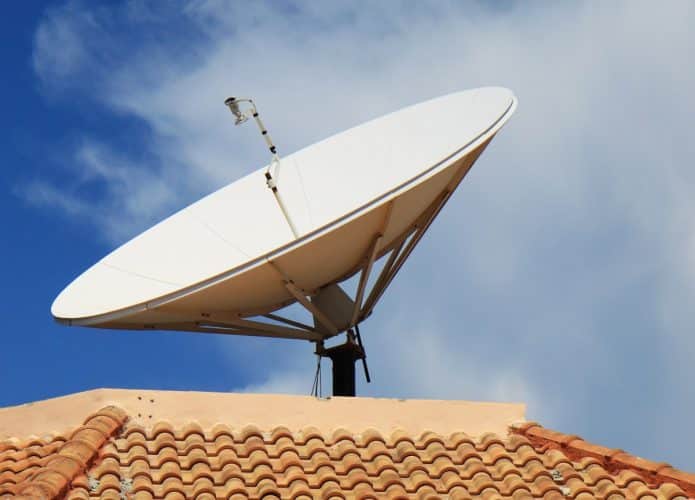 Antena parabólica