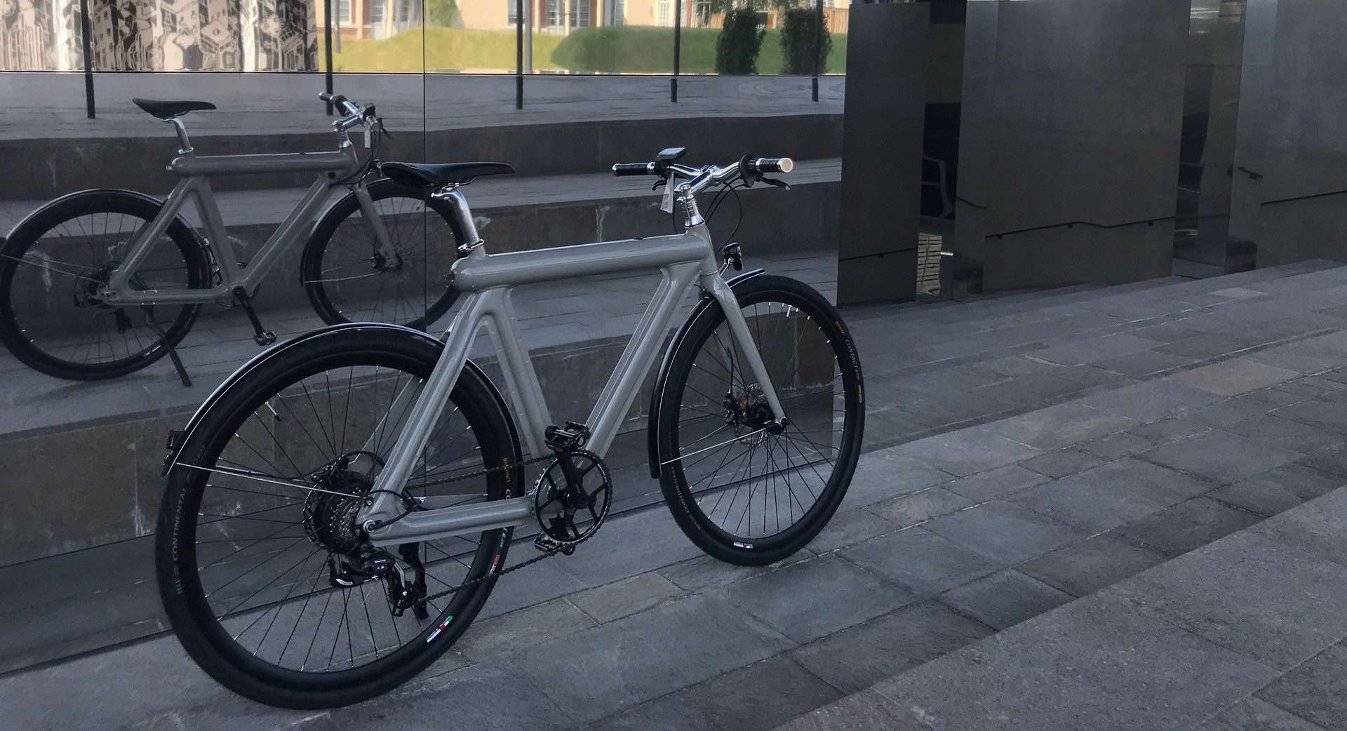 Bicicleta elétrica mais leve do mundo e com bateria removível é apresentada na Itália