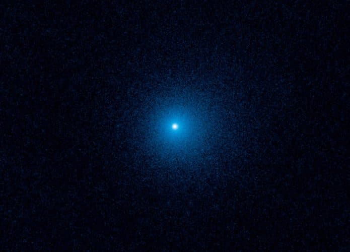 cometa-panstarss-capa-695x500