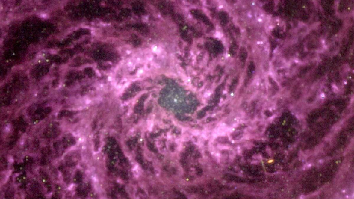 galaxia-espiral-m74-capa