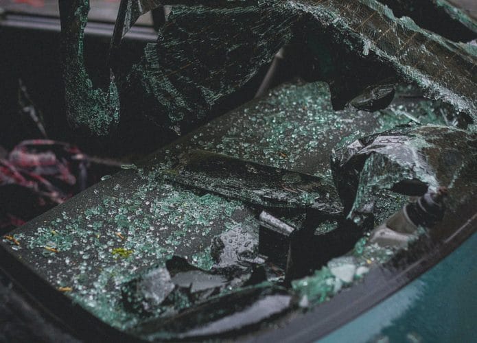 Um carro acidentado
