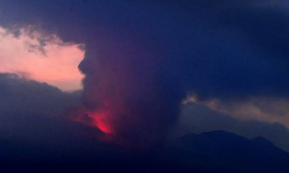Vulcão em erupção no Japão