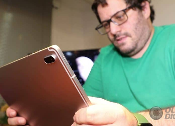 Galaxy Tab S7 FE (Imagem: Mario Kurth/Olhar Digital)