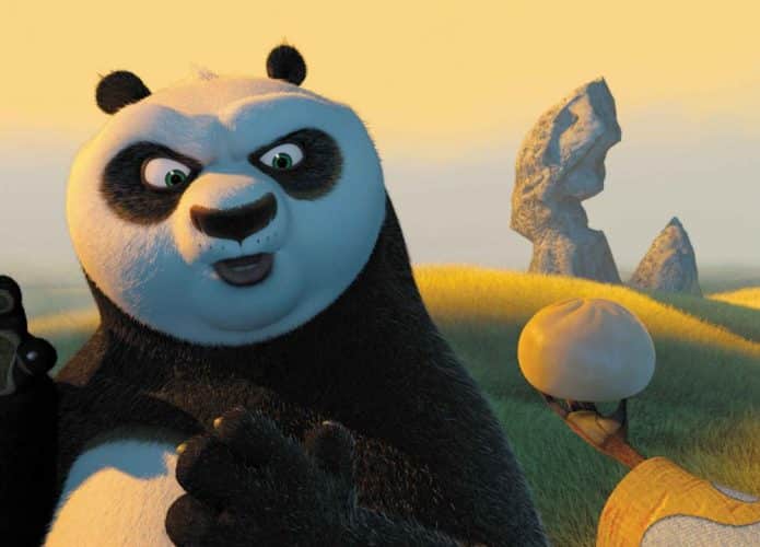 Kung Fu Panda conta a história de um panda apaixonado por kung fu e comida