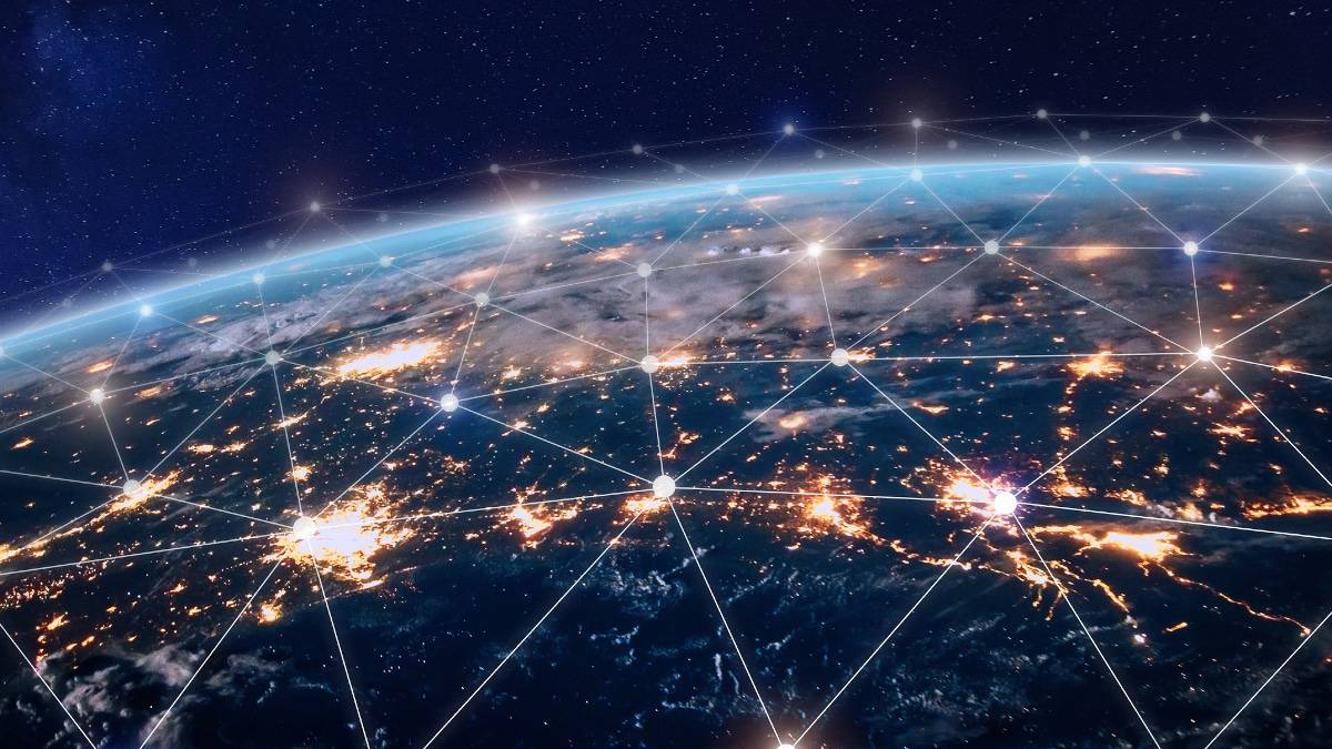 iPhone 14 pode ter conectividade via satélite, mas isso depende de acordos
