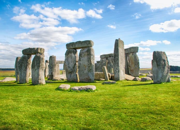 stonehenge-monumento-verao-espanha