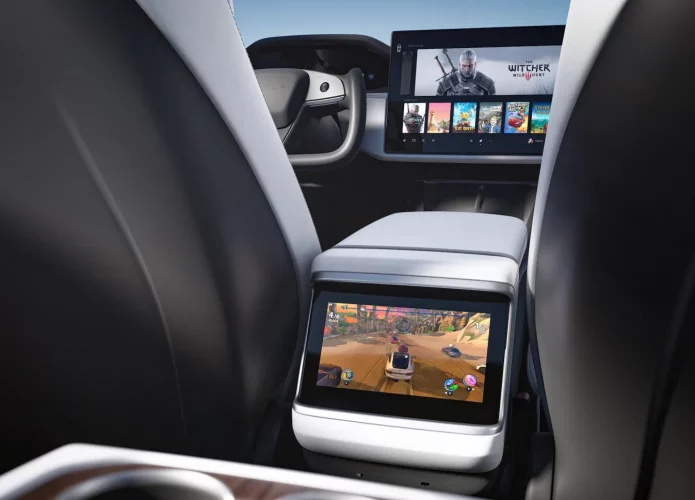 Tesla atrasa integração com a Steam e pode apostar em plataforma própria de jogos