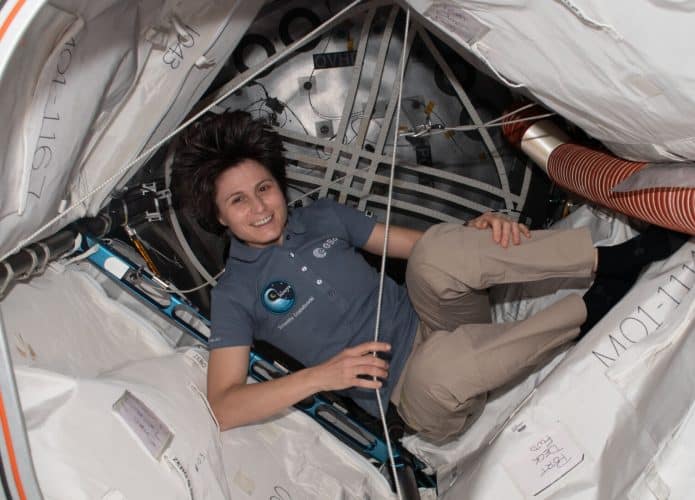 astronauta iss mulher
