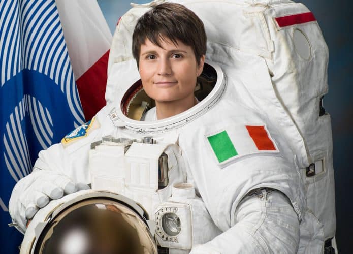 comandante-feminina-iss