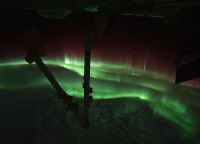 aurora-ISS-695x500