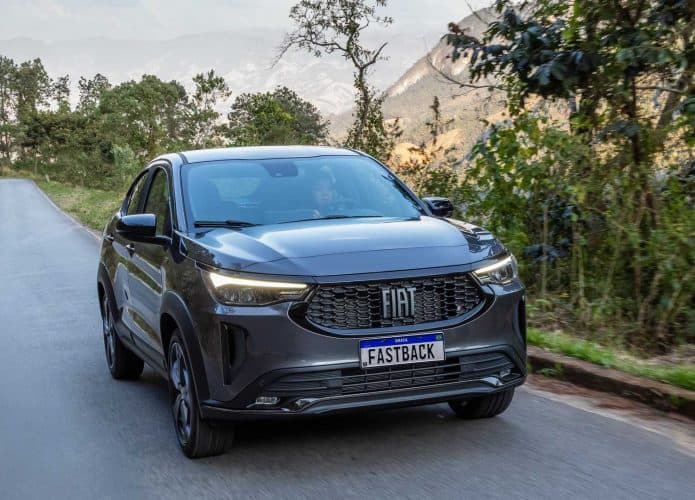 Fiat Fastback é lançado no Brasil por R$ 129.990