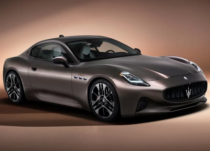 Maserati apresenta esportivo elétrico que vai de 0 a 200 km/h em menos de 10 s