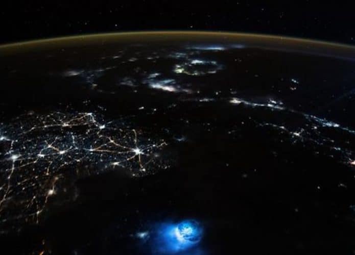 bolhas-iss-fenomeno-espaco