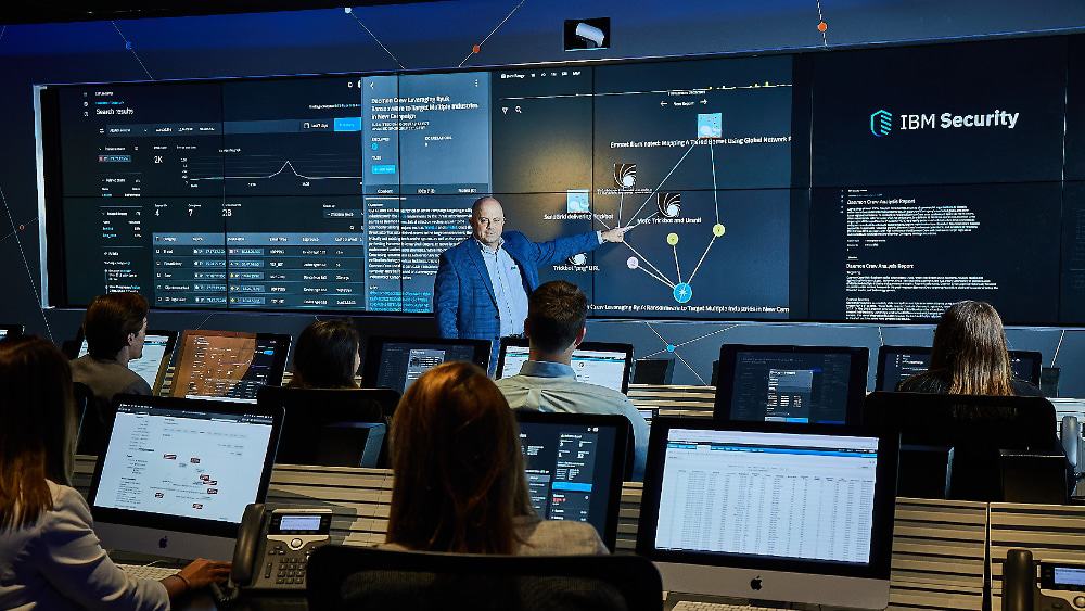 Cyber Range do IBM X-Force Command Center é usado para simular a experiência de um ataque hacker