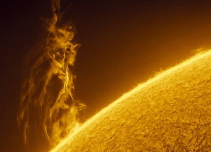 ejecao-massa-coronal-Sol-695x500