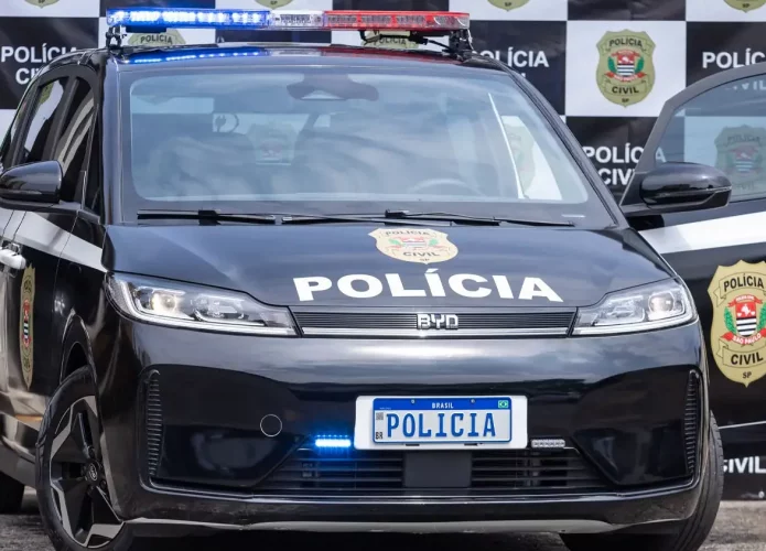 Viatura elétrica BYD D1 EV