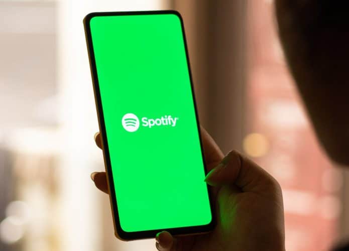 shutterstock-spotify-prejuizo-relatorio-ultimo-trimestre-lucro-numero-de-assinantes-695x500