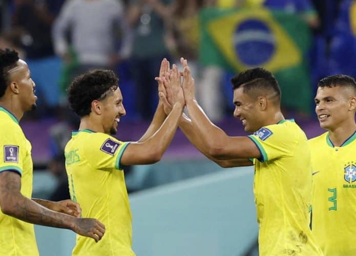 brasil-suica-casemiro-marquinhos-selecao-brasileira-copa-do-mundo-695x500