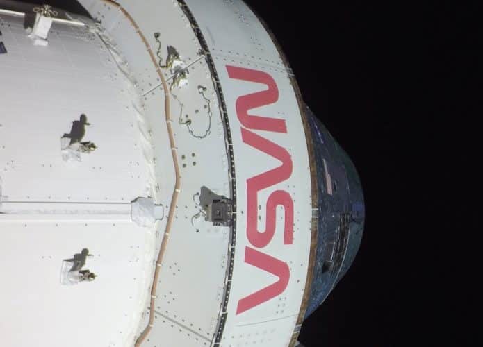 capsula-orion-artemis-1-nasa-695x500