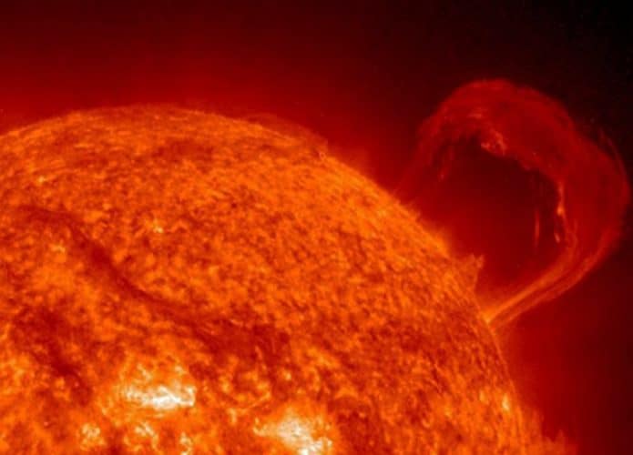 erupcao-solar-695x500
