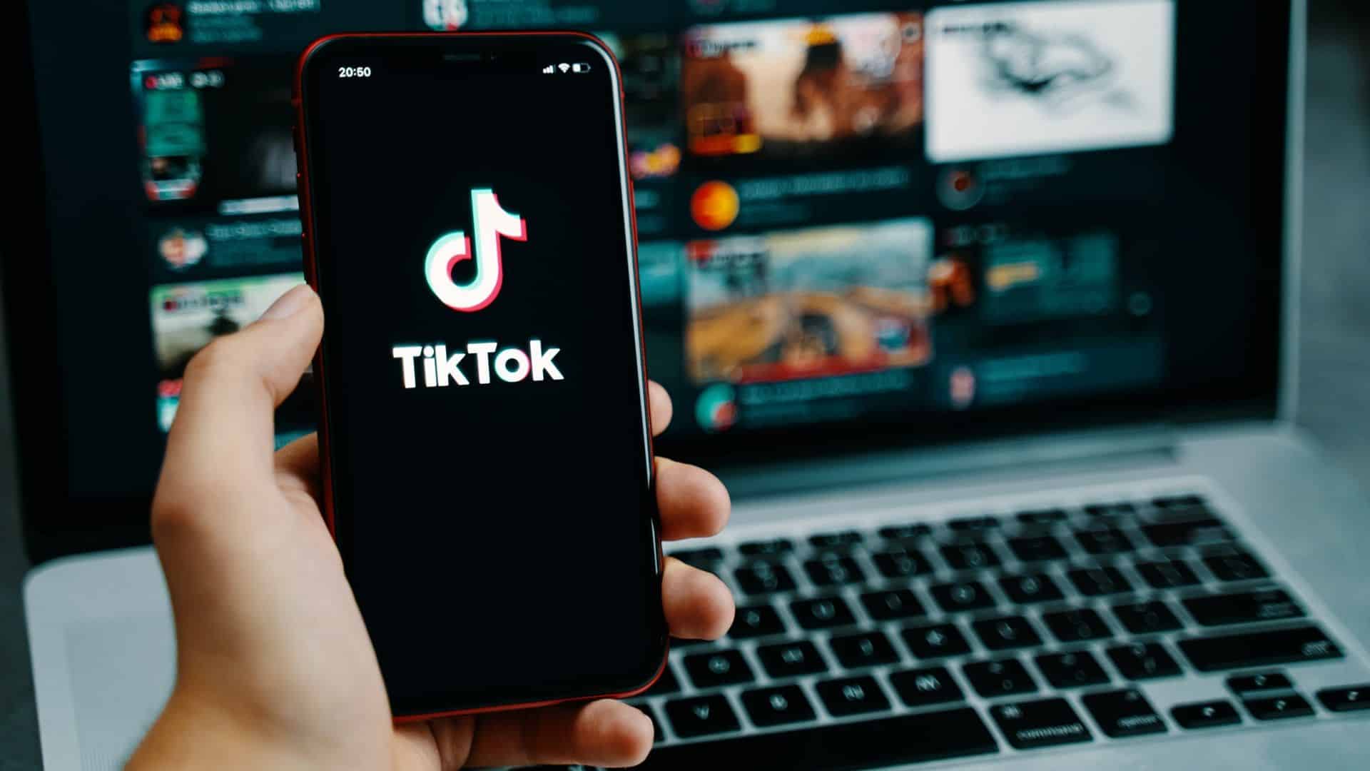 tiktok-shutterstock-televisao-tendencia-jargoes-episodio-filler-tiktokers