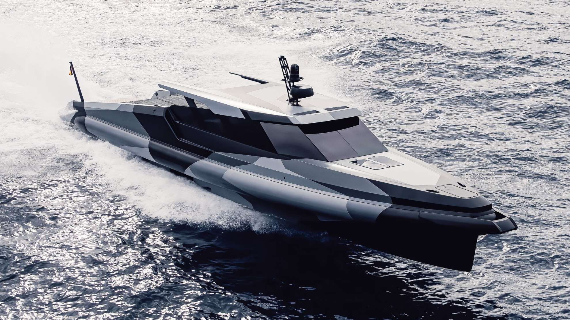 Barco híbrido com inspiração militar vale R$ 17 milhões e atinge mais de 190 km/h