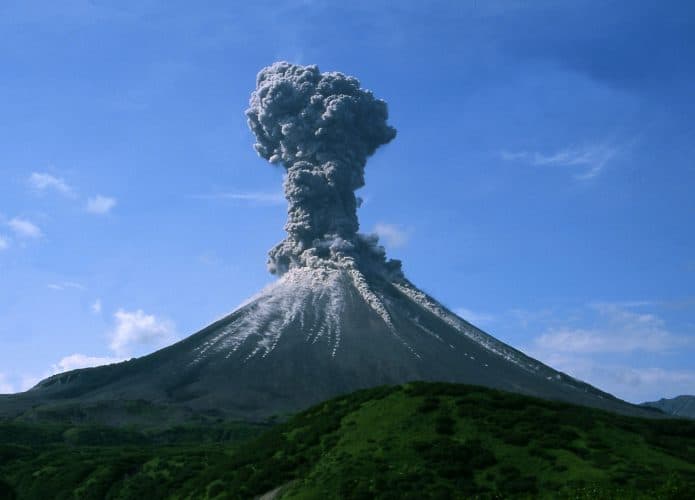 Vulcão em erupção