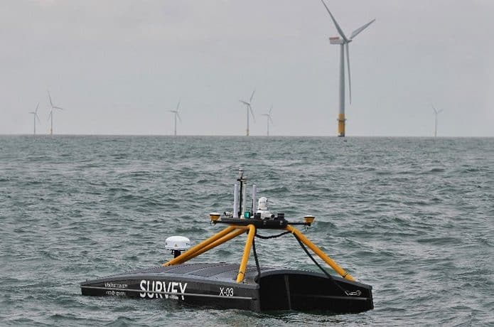 barco-robotico-energia-eolica-695x460