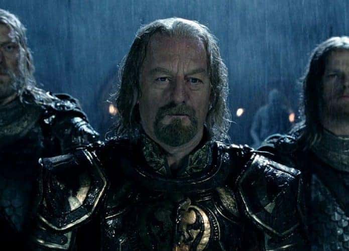 rei-theoden-bernard-hill-o-senhor-dos-aneis-os-aneis-de-poder-695x500