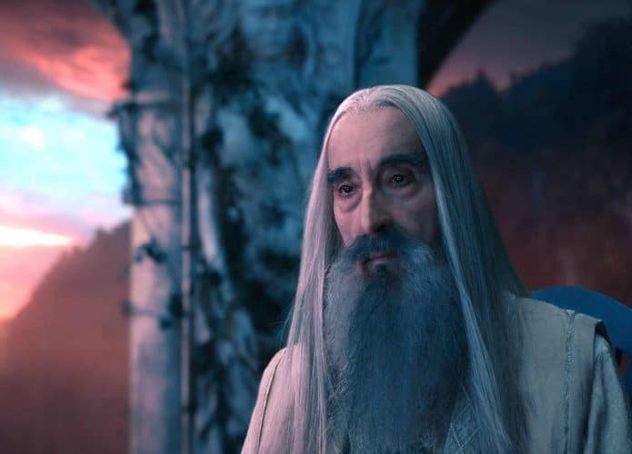 saruman-o-senhor-dos-aneis-os-aneis-de-poder-695x500