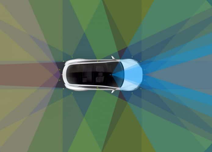 Tesla dá 30 dias do seu piloto automático melhorado de presente de Natal