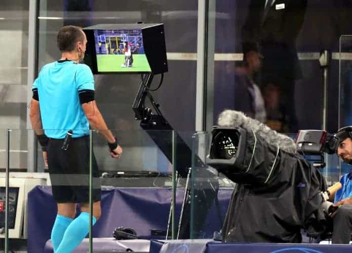 Além do VAR: como a tecnologia está melhorando o esporte?