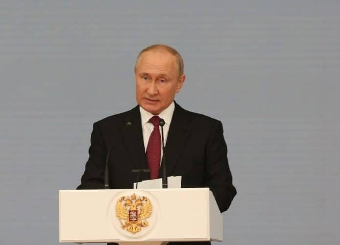 vladimir-putin-695x500