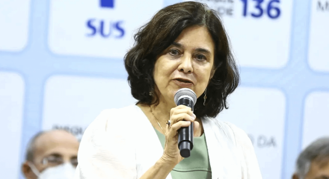 Nisia-Trindade.png
