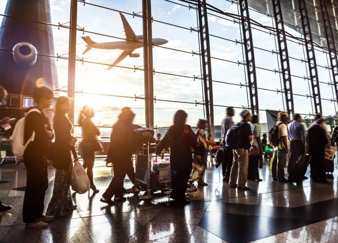 É possível chegar em um aeroporto e partir de outro nas viagens