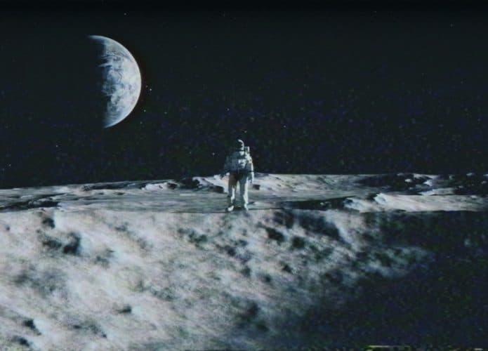astronauta-na-lua-695x500