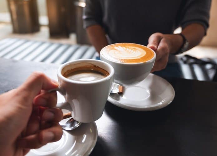 café