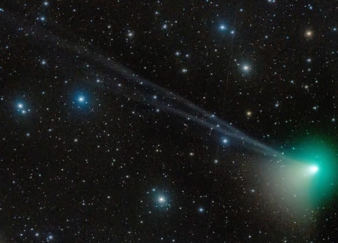 cometa-C-2022-E3-ZTF-695x500