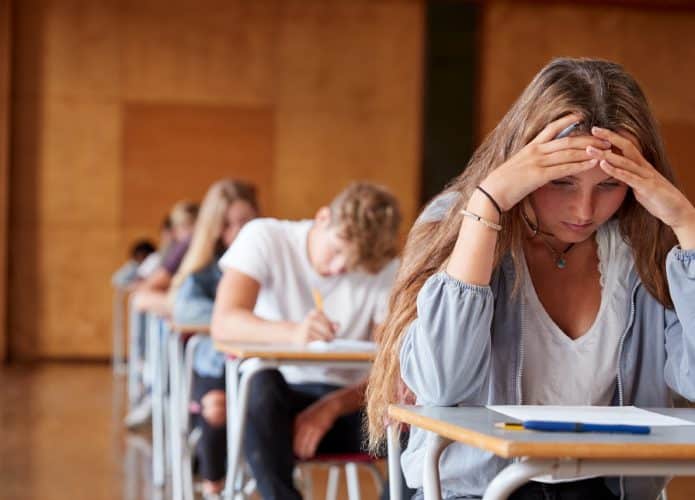 Escolas devem se preparar para o retorno às aulas de olho na saúde mental de estudantes e professores