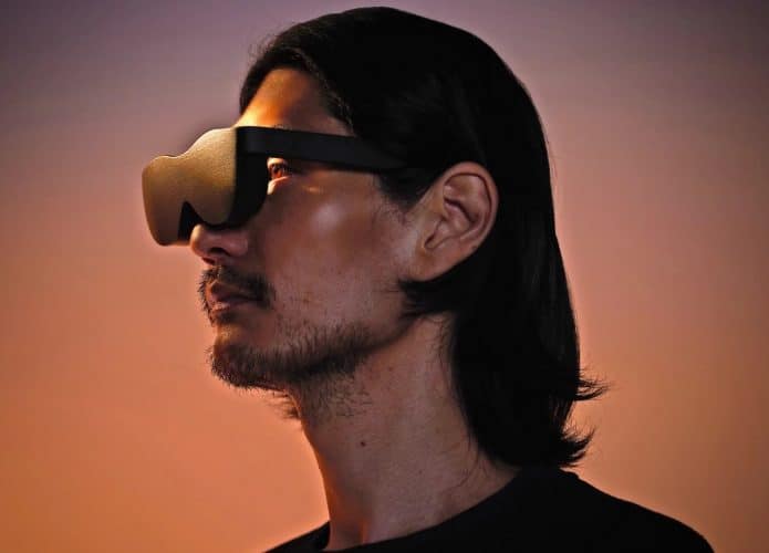 Sol Reader é um curioso headset com telas e-Ink, feito para leitura de livros