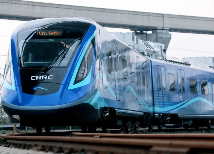 Trem inteligente movido a hidrogênio é lançado na China