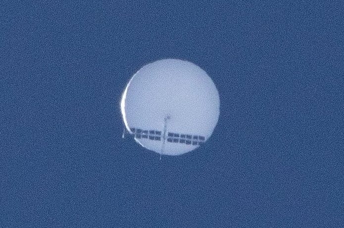 Balão chinês; objeto voador