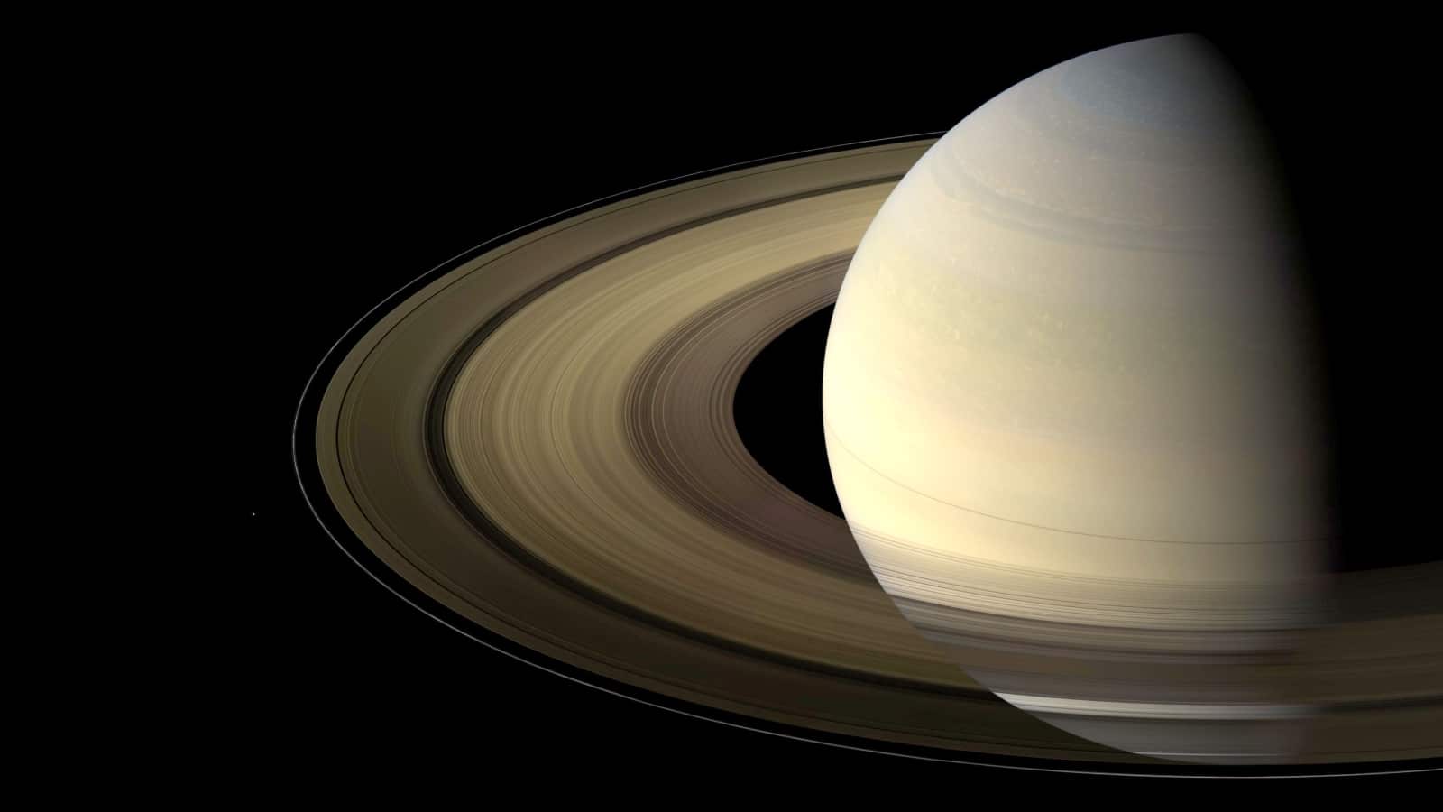 Algo estranho nos anéis de Saturno