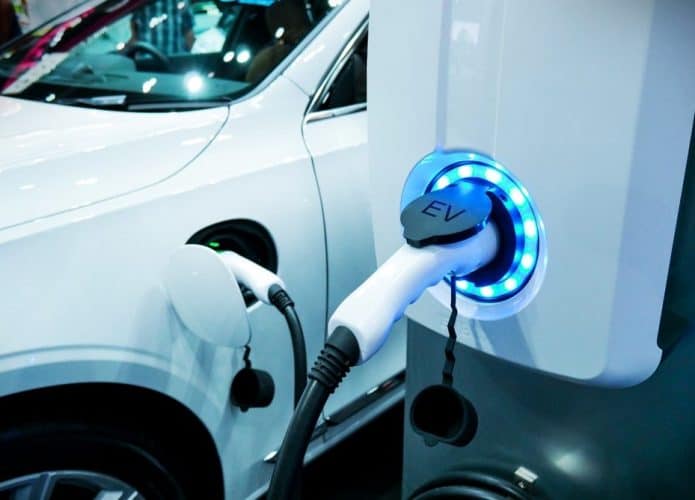 Adoção de veículos elétricos melhora saúde e reduz poluição de ar, mostra estudo