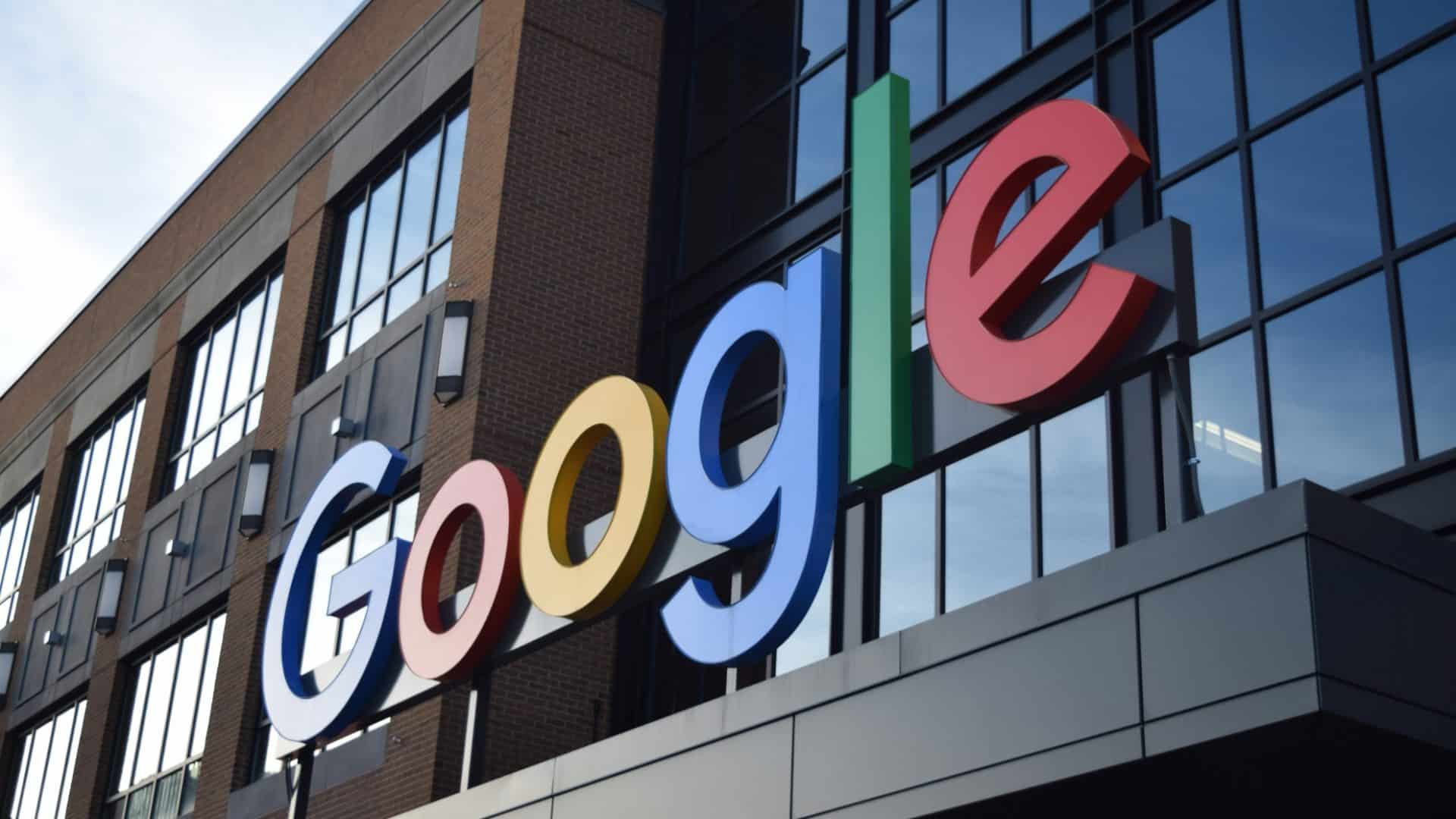 Fachada do prédio do Google no centro de Detroit